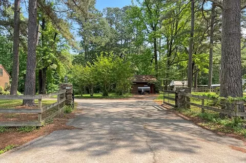 Exterior - 1741 Caddo Cir, Ashdown, AR 71822 photo 3 of 17