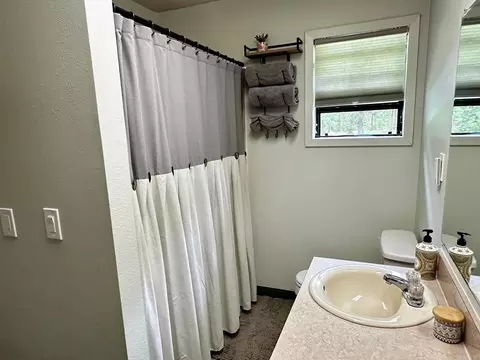 Bath - 3665 S Hwy 267, Beebe, AR 72012 photo 2 of 3