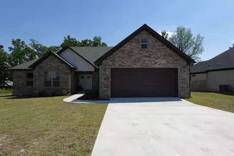 Exterior - 228 Michelle Dr, Beebe, AR 72012 photo 1 of 5