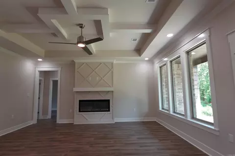 Living - 228 Michelle Dr, Beebe, AR 72012 photo 3 of 8
