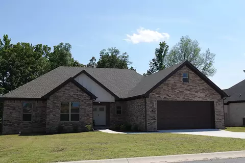 Exterior - 228 Michelle Dr, Beebe, AR 72012 photo 2 of 5