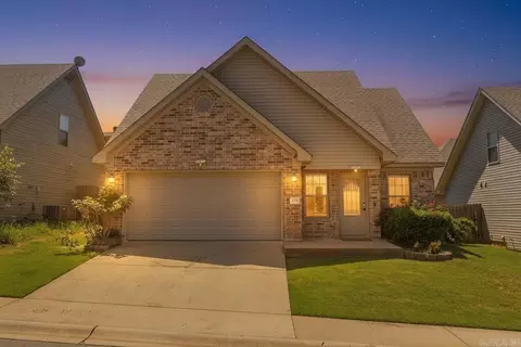 3380 Garden Club Dr, Bryant, AR 72022