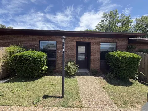 301 Hammond Dr #E3, Hot Springs, AR 71913