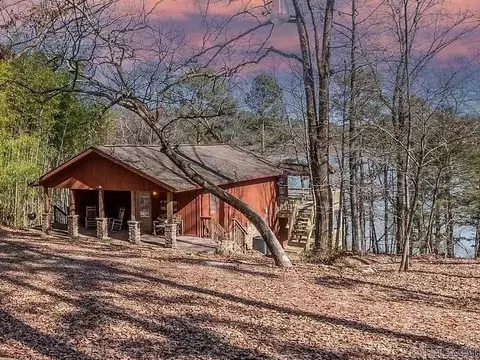 114 Sills Cv, Shirley, AR 72153