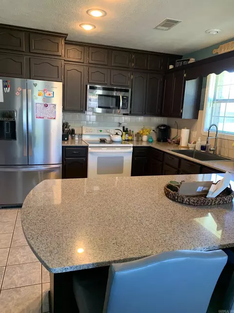 Kitchen - 420 Cheyenne St, Conway, AR 72032 photo 1 of 1