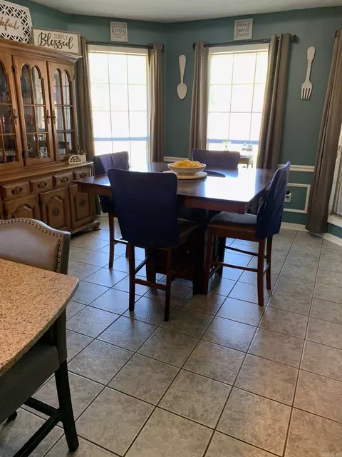 Dining - 420 Cheyenne St, Conway, AR 72032 photo 1 of 1