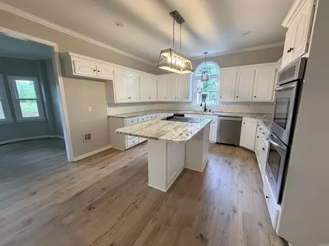 Kitchen - 4930 Sparks, Alexander, AR 72002 photo 1 of 9