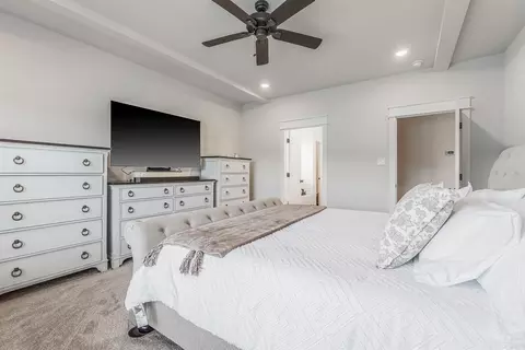 Bedroom - 10600 Gunter Loop, Benton, AR 72019 photo 4 of 9