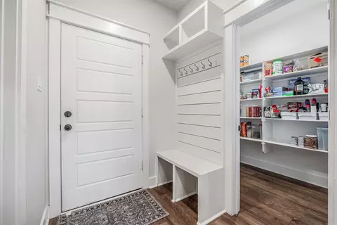 Entry Way - 10600 Gunter Loop, Benton, AR 72019 photo 3 of 5