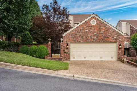 801 Pleasant Valley Dr #5, Little Rock, AR 72227