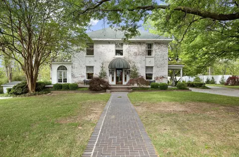 1419 S Main St, Jonesboro, AR 72401