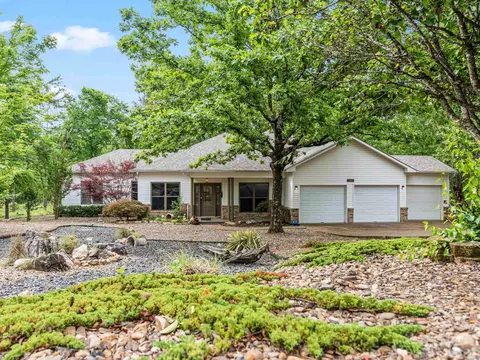 230 Pizarro Dr, Hot Springs Village, AR 71909