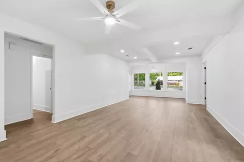 Living - 234 Conway Blvd, Conway, AR 72034 photo 1 of 4