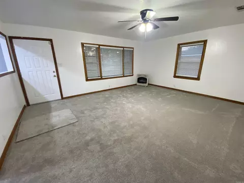 Living - 534 Ellis, Trumann, AR 72472 photo 1 of 3