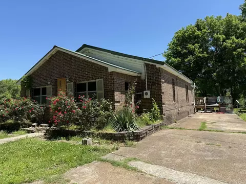 1460 Davis Ln, Batesville, AR 72501
