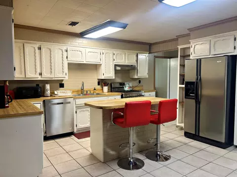 Kitchen - 292 E Main St, Sparkman, AR 71763 photo 1 of 4