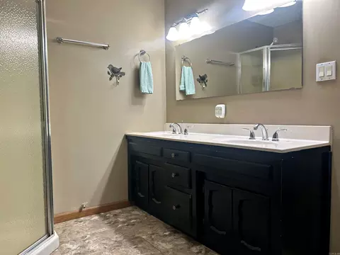 Bath - 292 E Main St, Sparkman, AR 71763 photo 3 of 3