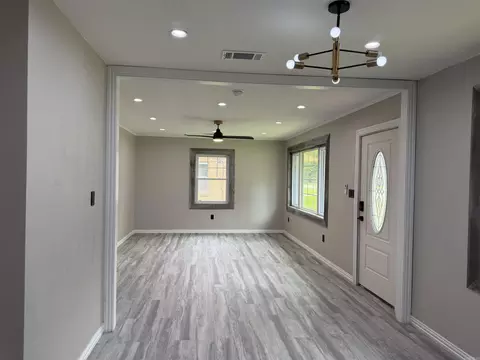 Living - 1603 Belmoor, Pine Bluff, AR 71601 photo 1 of 1