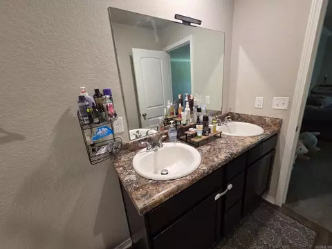 Bath - 108 James Dr, Beebe, AR 72012 photo 3 of 6