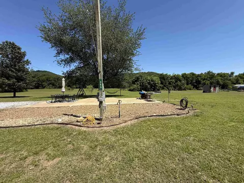 369 N River View Ln, Mountain View, AR 72560 photo 2