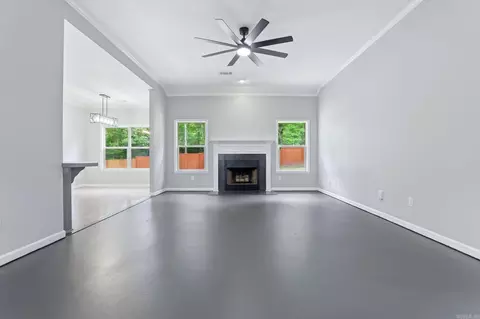 Living - 1009 Katy Ln, Alexander, AR 72002 photo 1 of 5
