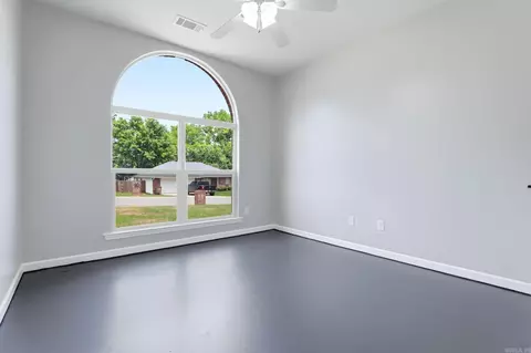 Bedroom - 1009 Katy Ln, Alexander, AR 72002 photo 3 of 8