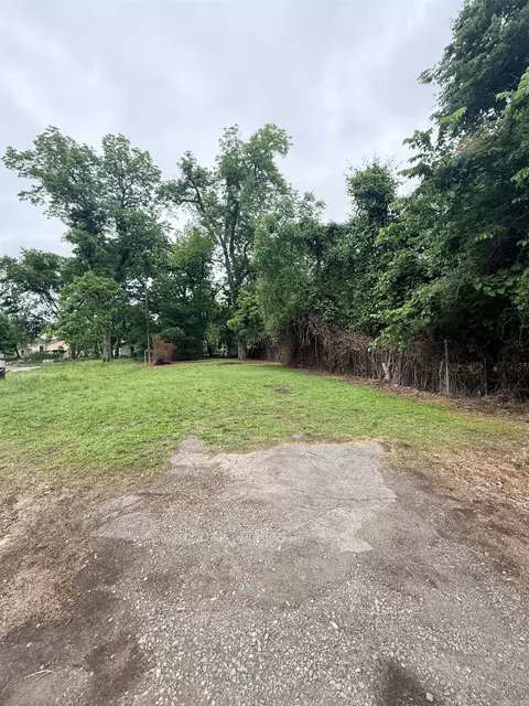 2010 E 7th St, Little Rock, AR 72202