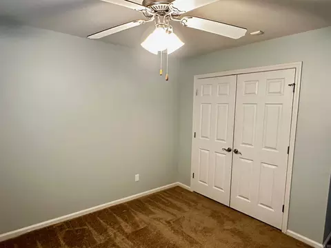 Bedroom - 4013 Evergreen Dr, Benton, AR 72015 photo 3 of 5
