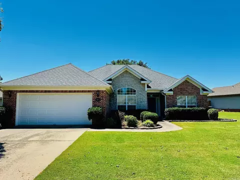 4013 Evergreen Dr, Benton, AR 72015