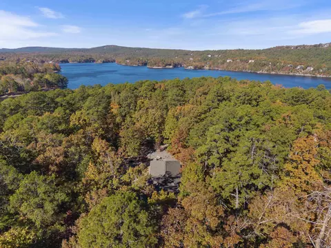 79 Bargus Ln, Hot Springs Village, AR 71909