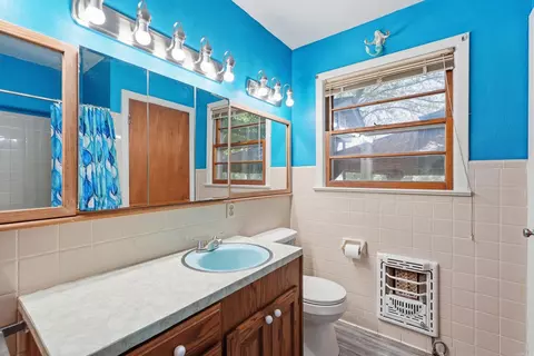 Bath - 8136 Main, Tull, AR 72015 photo 1 of 2