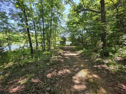 44 White Horse Mountain Road, Hardy, AR 72542
