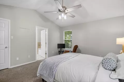 Bedroom - 1712 Eagle Point Way, Benton, AR 72015 photo 2 of 3
