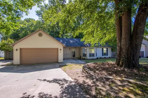 Exterior - 1712 Eagle Point Way, Benton, AR 72015 photo 2 of 7