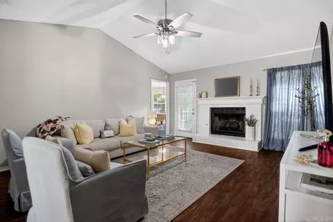 Living - 1712 Eagle Point Way, Benton, AR 72015 photo 1 of 1