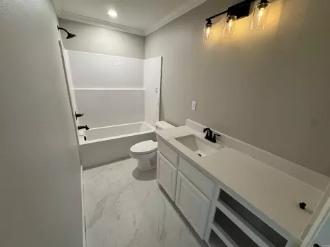 Bath - 20 Ledrick Cir, Mayflower, AR 72106 photo 1 of 5