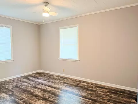 Bedroom - 1504 Texas St, Malvern, AR 72104 photo 2 of 2
