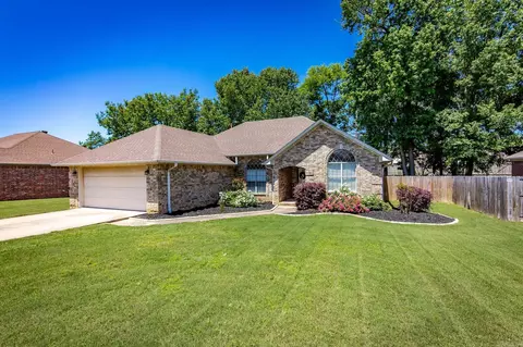 504 Dakota Dr, Cabot, AR 72023