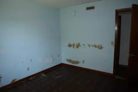 Bedroom - 3863 Browns Chapel Rd, Viola, AR 72583 photo 1 of 4