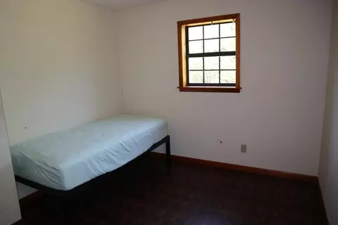 Bedroom - 3863 Browns Chapel Rd, Viola, AR 72583 photo 4 of 4