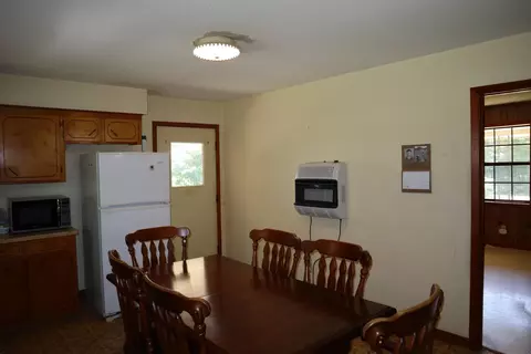 Dining - 3863 Browns Chapel Rd, Viola, AR 72583 photo 1 of 1