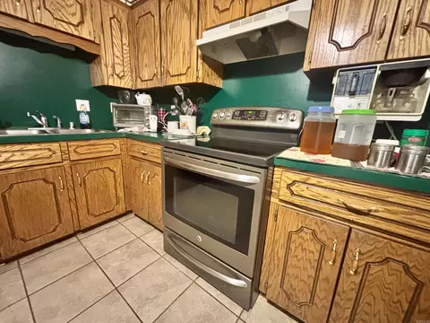 Kitchen - 122 Jamie Ln, Beebe, AR 72012 photo 2 of 3