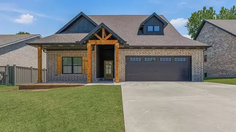 1101 Summit Ridge Trl, Paragould, AR 72450