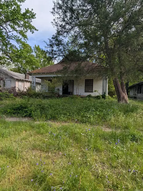 1506 W 15th Ave, Pine Bluff, AR 71603