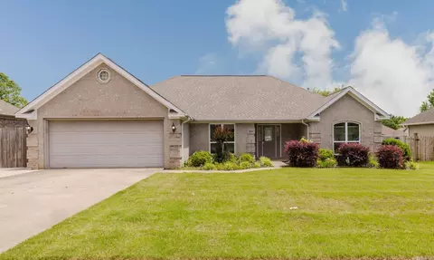 3622 Heritage Farm Rd, Benton, AR 72015