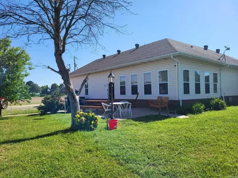 Exterior - 1050 County Road 481, Rector, AR 72461 photo 1 of 12