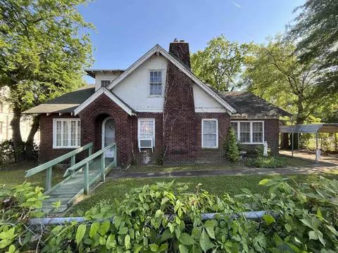 403 Orange St, Hot Springs, AR 71901