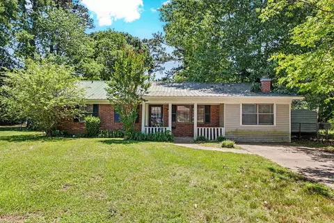 3 Shari Ct, Little Rock, AR 72204