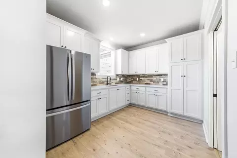 Kitchen - 75 Daly Dr, Cabot, AR 72023 photo 6 of 7