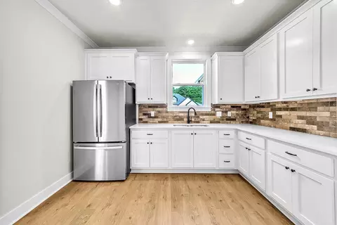 Kitchen - 75 Daly Dr, Cabot, AR 72023 photo 7 of 7